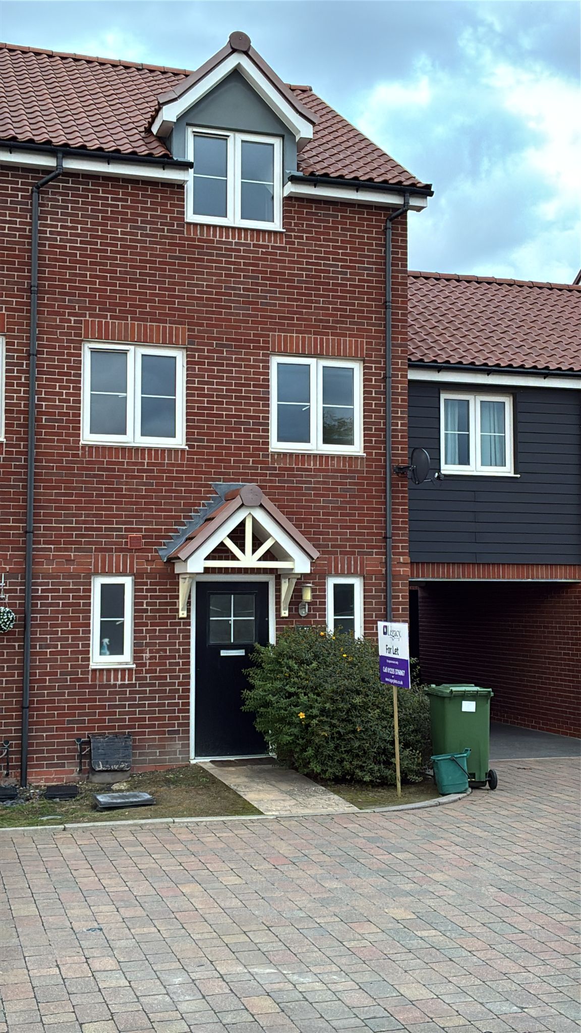 Aster Close, Didcot(1) Aster Close, Didcot